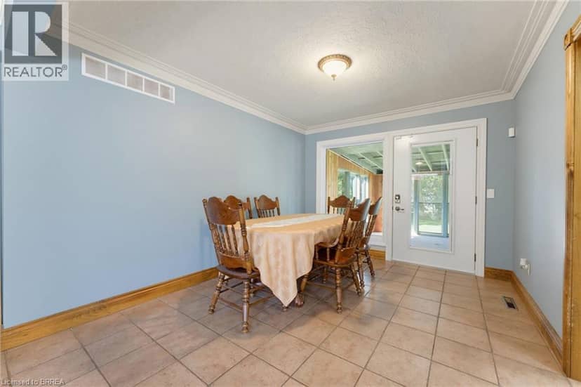 11 BELHOLME Avenue — photo 10 of 40
