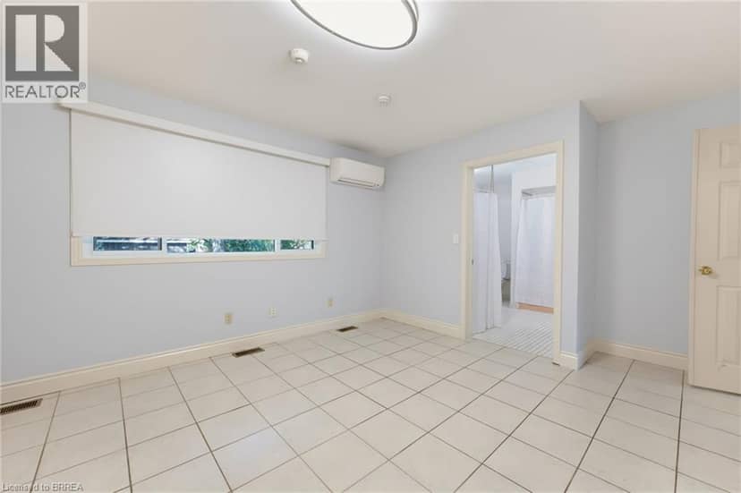 11 BELHOLME Avenue — photo 19 of 40