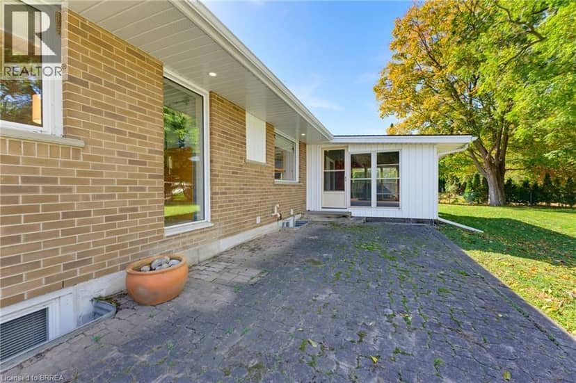 11 BELHOLME Avenue — photo 32 of 40