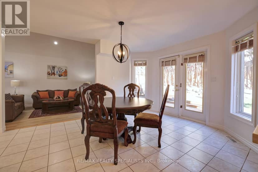 79 Westlawn Drive — photo 15 of 40