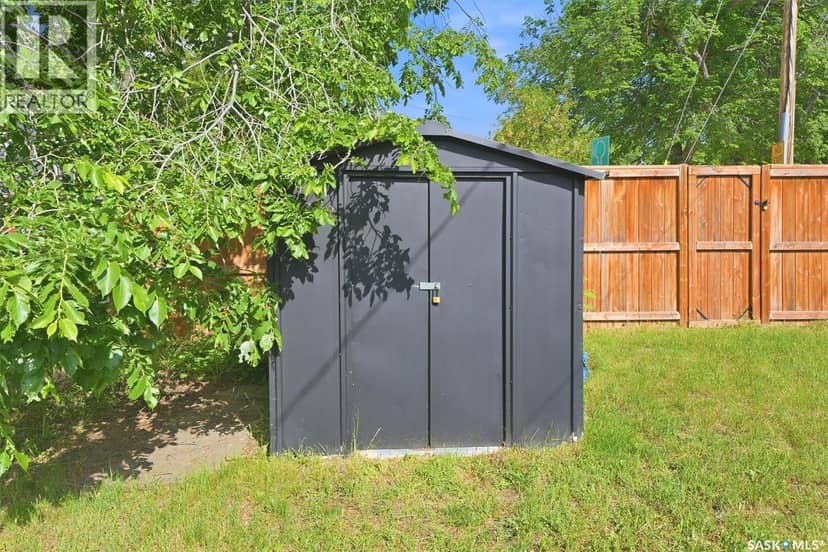 720 Walmer ROAD — photo 32 of 34