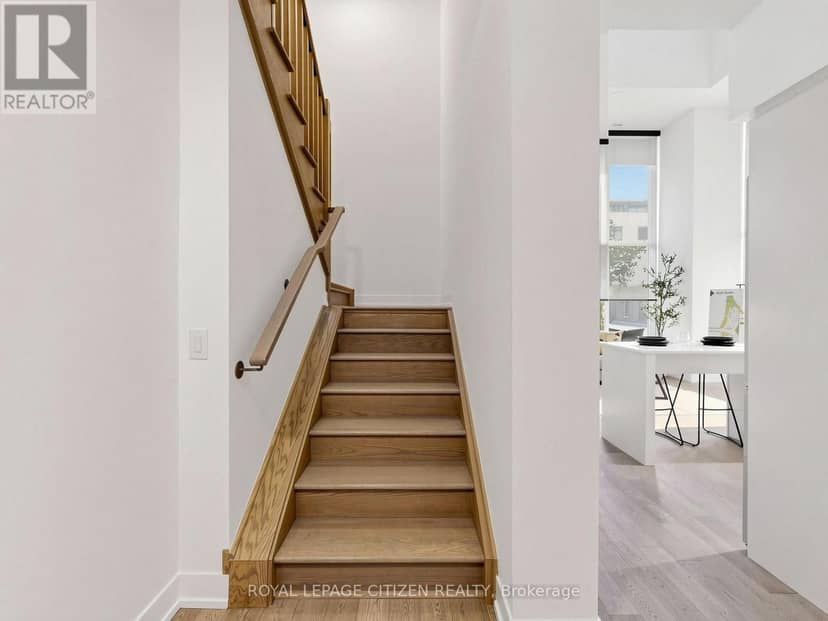 104 - 1063 Douglas McCurdy Comm — photo 29 of 40