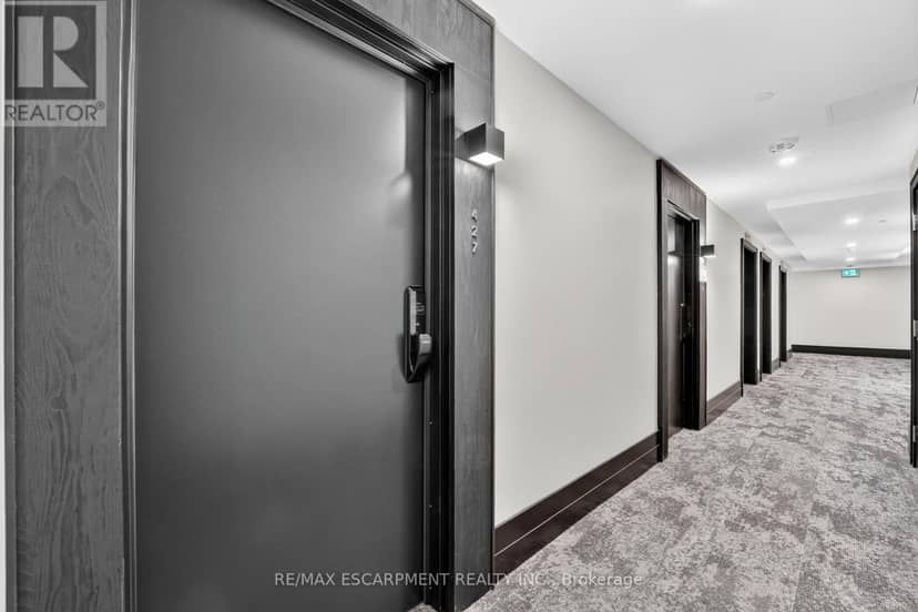 427 - 461 Green Road, Hamilton, photo 2