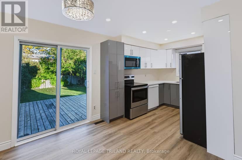 136 Golfdale Crescent — photo 10 of 40