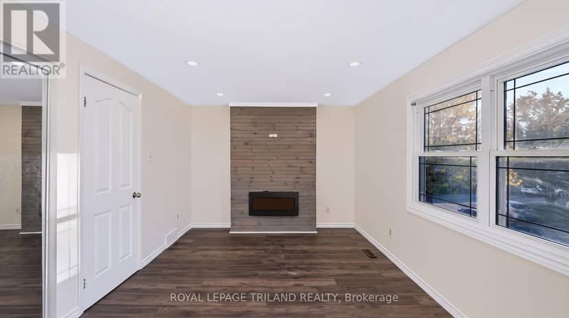 136 Golfdale Crescent — photo 19 of 40