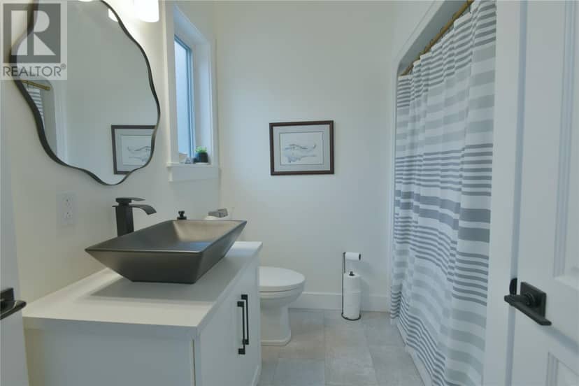 53 E Lawrence Pond Road — photo 40 of 40