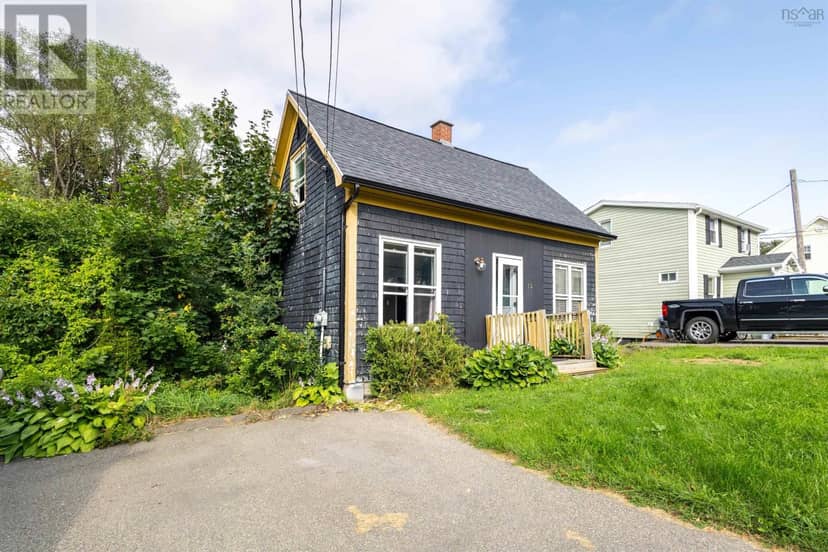13 Central Street — photo 19 of 23
