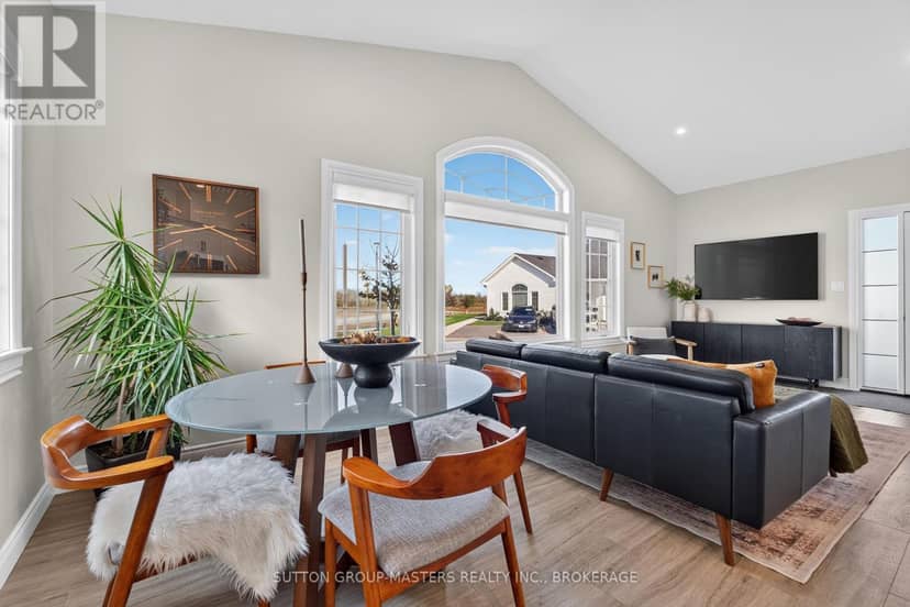 69 Lowry Place — photo 13 of 31