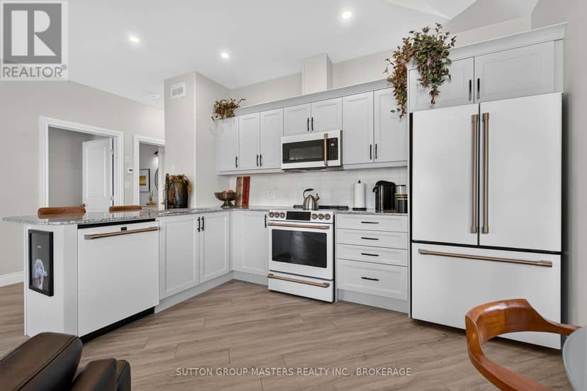 69 Lowry Place — photo 15 of 31