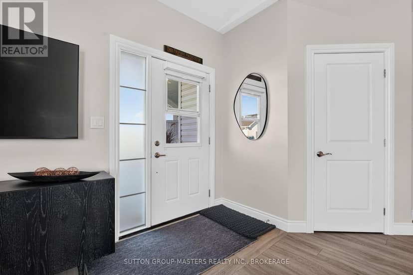 69 Lowry Place, Loyalist, photo 6