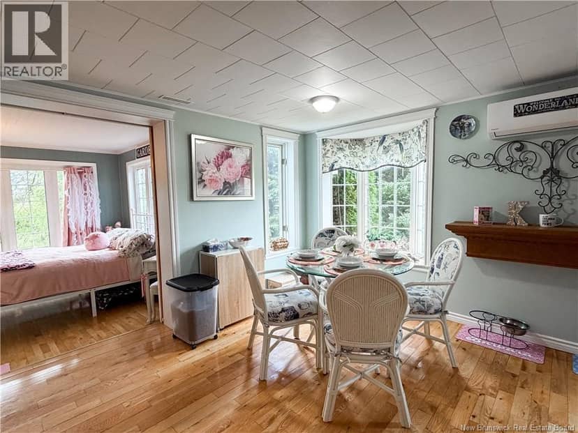 42 L'Anse Street — photo 11 of 40