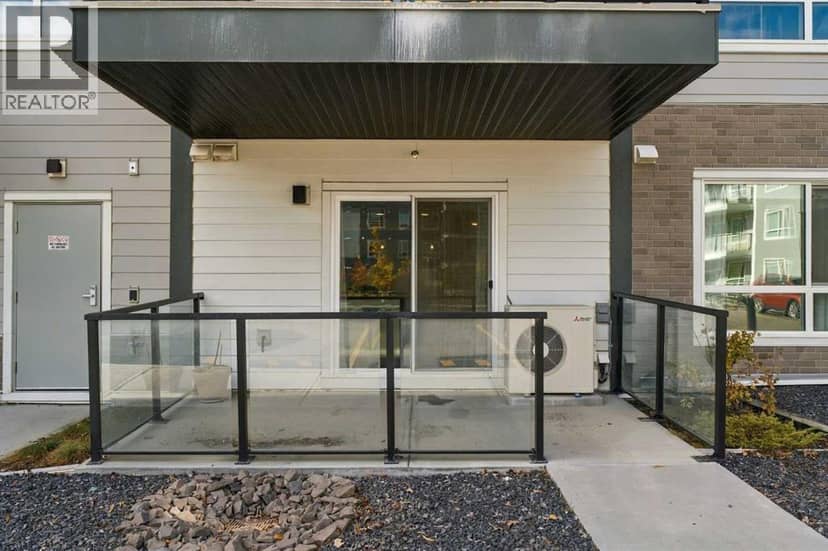 1101, 33 Carringham Gate NW — photo 12 of 13