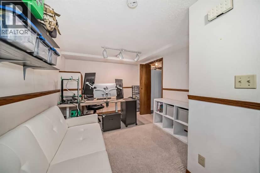 7, 10401 19 Street SW — photo 33 of 40