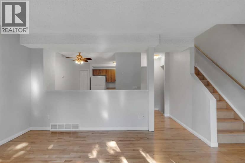16, 643 4 Avenue NE — photo 10 of 27