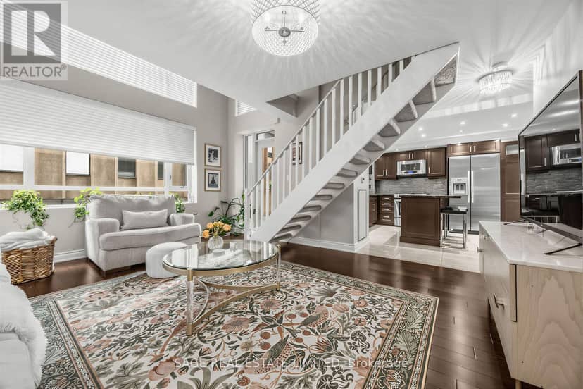 303 - 80 Cumberland Street, Toronto, photo 4