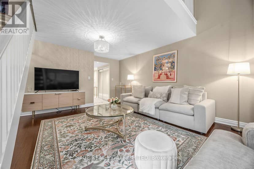 303 - 80 Cumberland Street, Toronto, photo 7