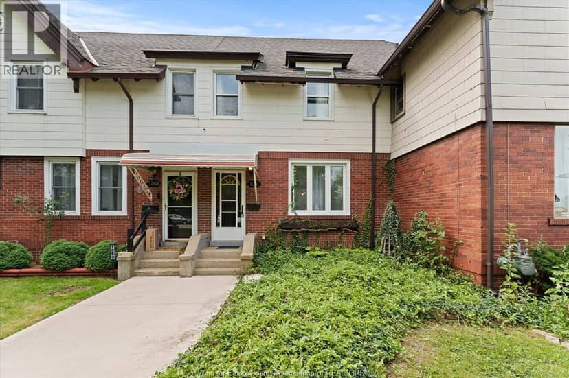 1261 Monmouth Road, Windsor, photo 2