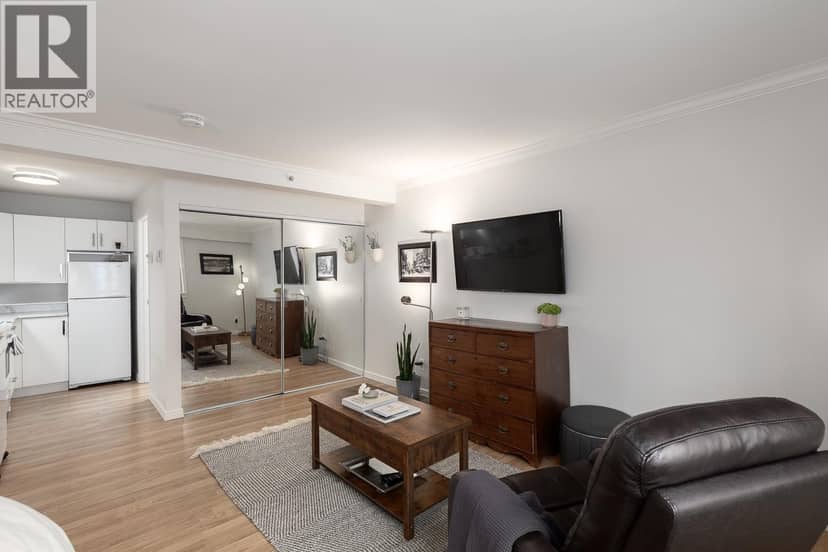 109 1940 Barclay Street, Vancouver, photo 4