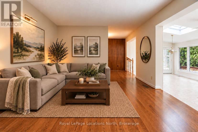 9 Vine Crescent — photo 16 of 40