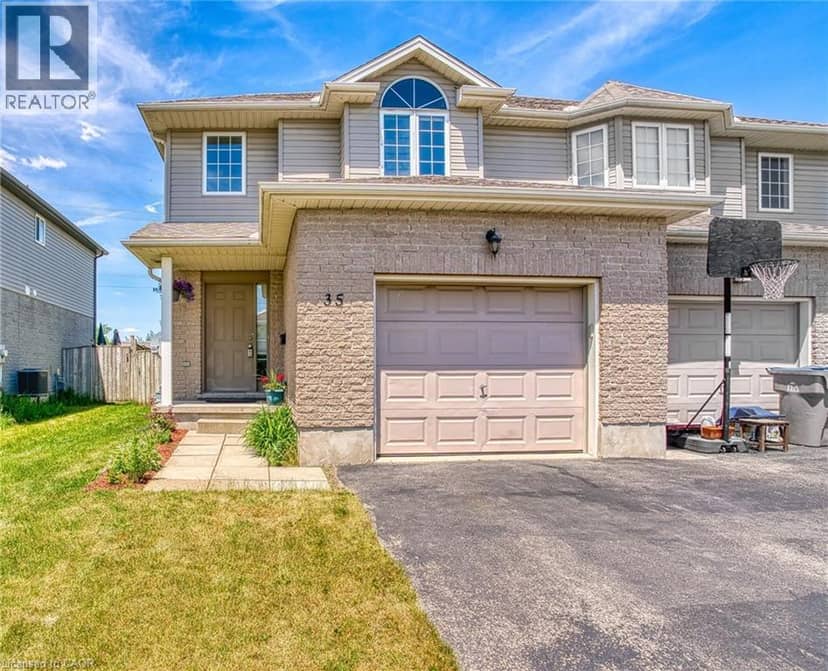 35 LADY Court, St. Marys