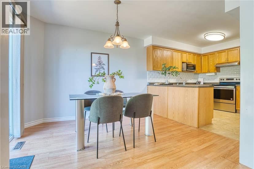 35 LADY Court, St. Marys, photo 5