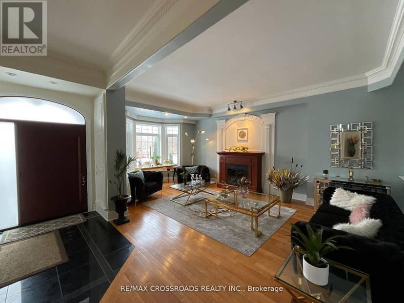 129 Lakeland Crescent, Richmond Hill, photo 5