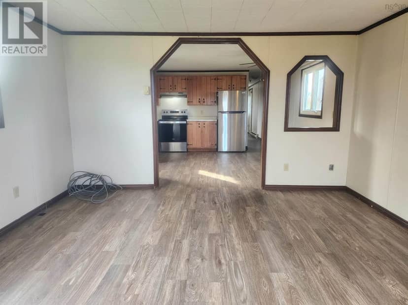 5951 Highway 6 — photo 17 of 36