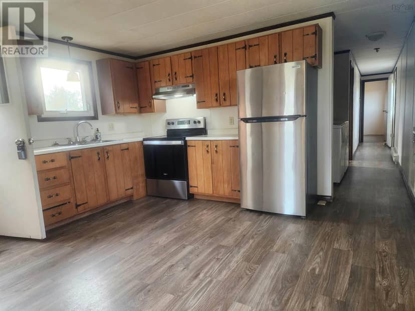 5951 Highway 6 — photo 13 of 36