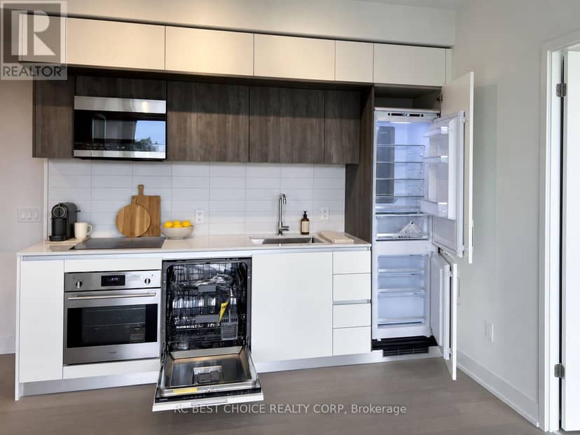 503 - 322 Dupont Street — photo 5 of 20