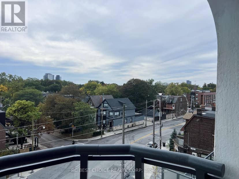 503 - 322 Dupont Street — photo 17 of 20