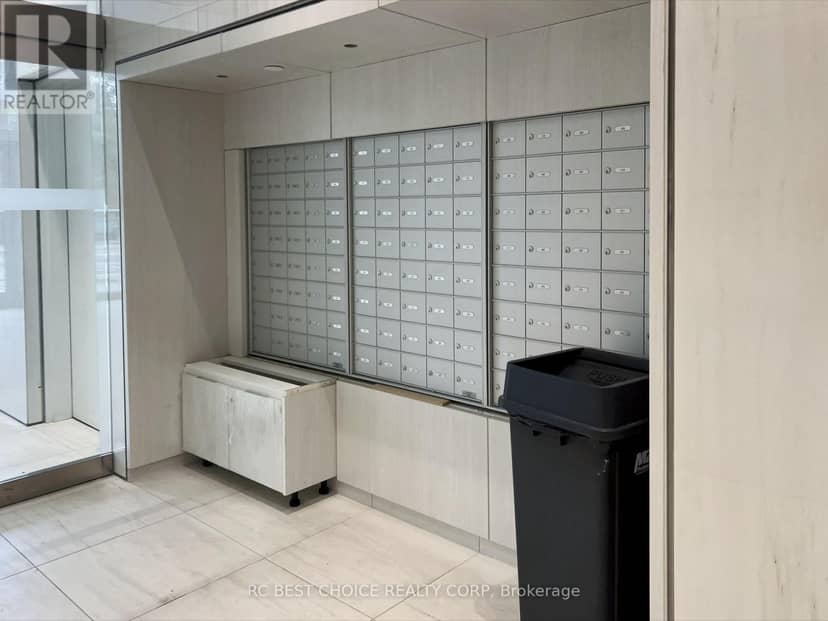 503 - 322 Dupont Street — photo 20 of 20