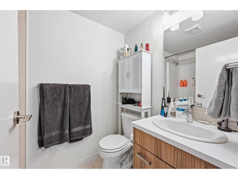 #2407 10410 102 AV NW — photo 26 of 37