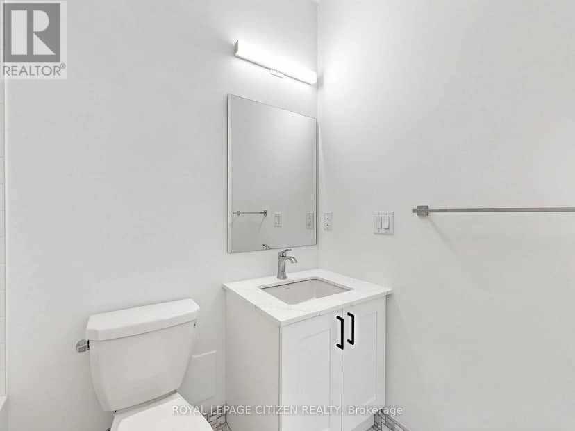 707 - 1063 Douglas McCurdy Comm — photo 21 of 40