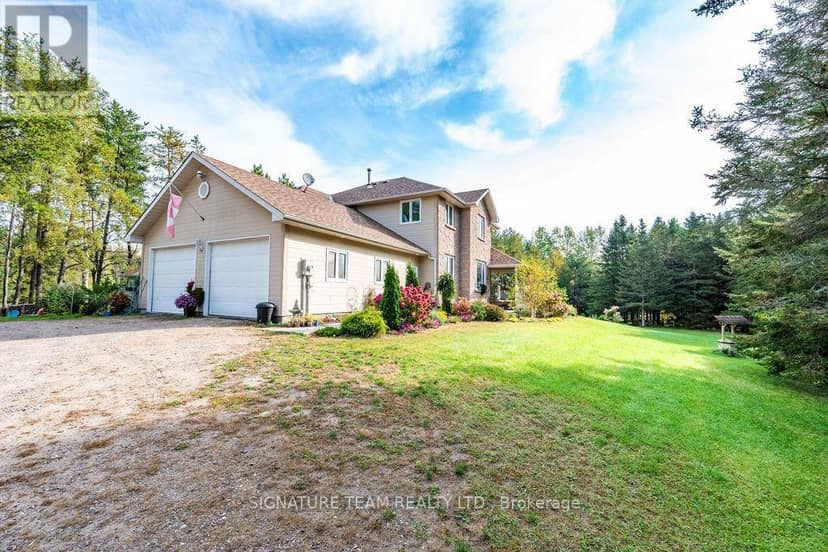 368 Dombroskie Road, Whitewater Region, photo 2