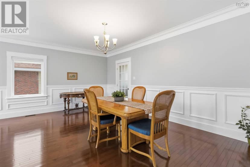 3 Sedgewick Place — photo 11 of 40