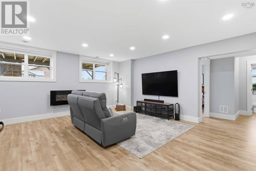 3 Sedgewick Place — photo 35 of 40