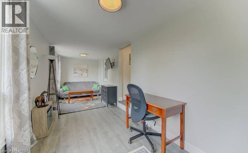 17 AMELIA Street — photo 36 of 40