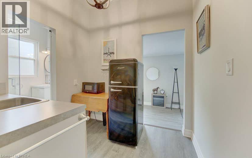 17 AMELIA Street — photo 39 of 40