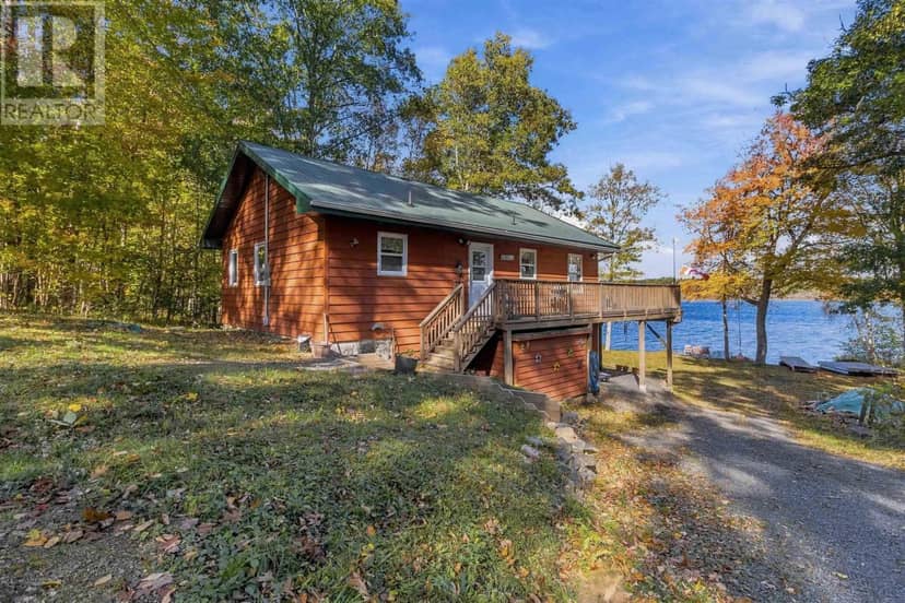 54 Molega Lake Park Road, Molega Lake