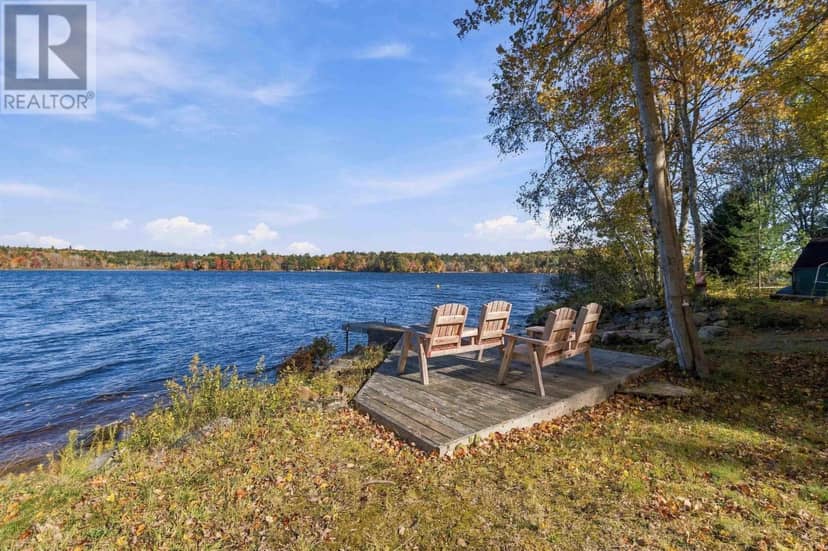 54 Molega Lake Park Road, Molega Lake, photo 2