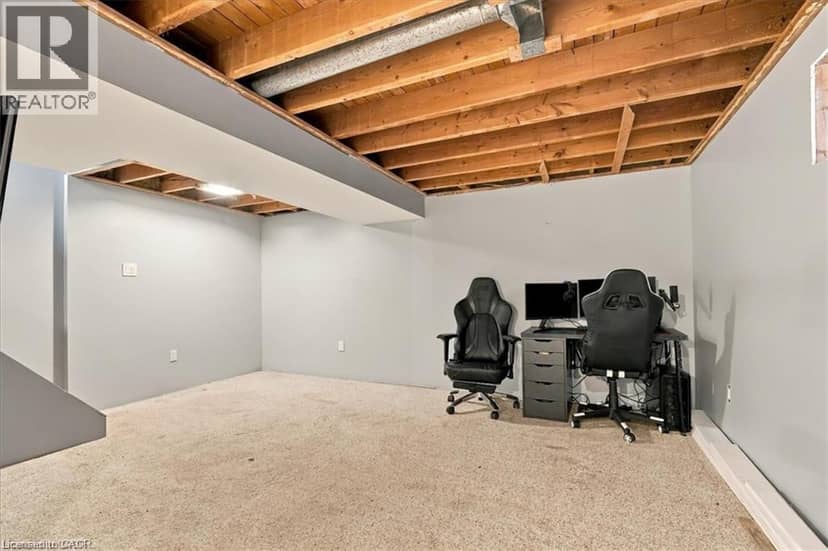 18 FOREST GLEN Court — photo 27 of 39