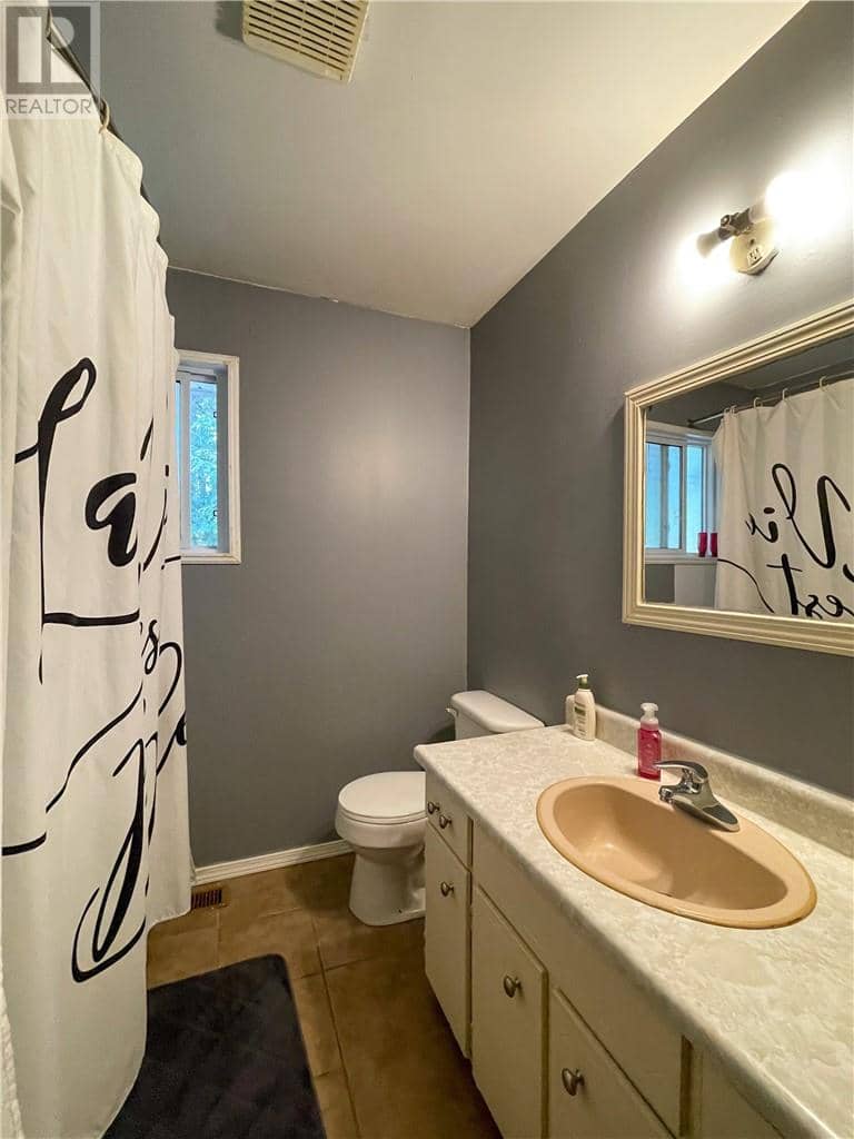 17 Clairmont Street — photo 9 of 40