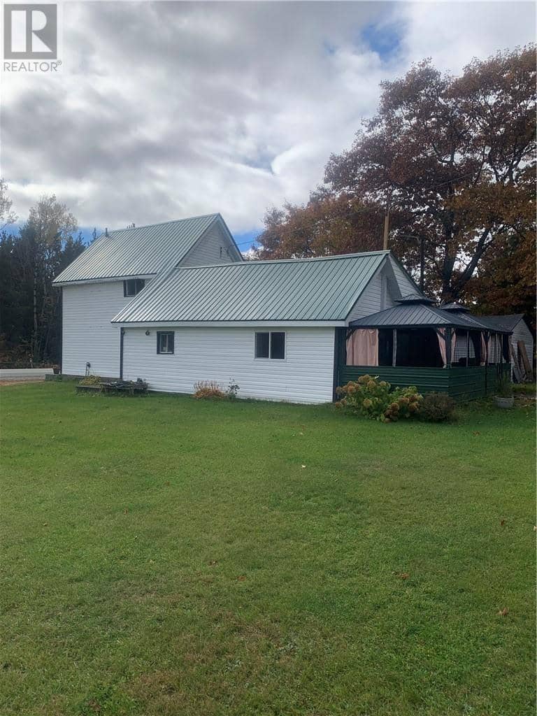 465 Highway 17, Walford, photo 6