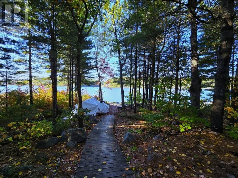13 Four Mile Island, Alban, photo 4