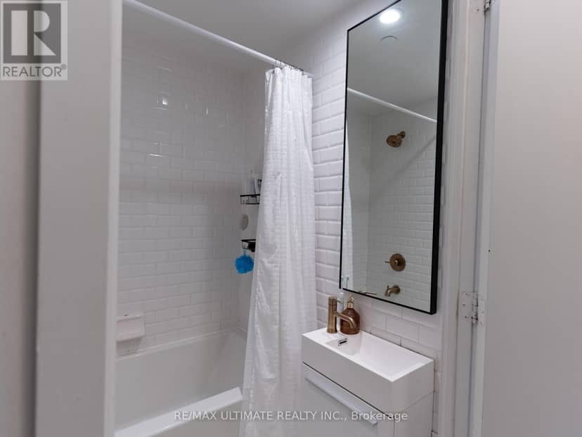 203 - 106 Dovercourt Road, Toronto, photo 8