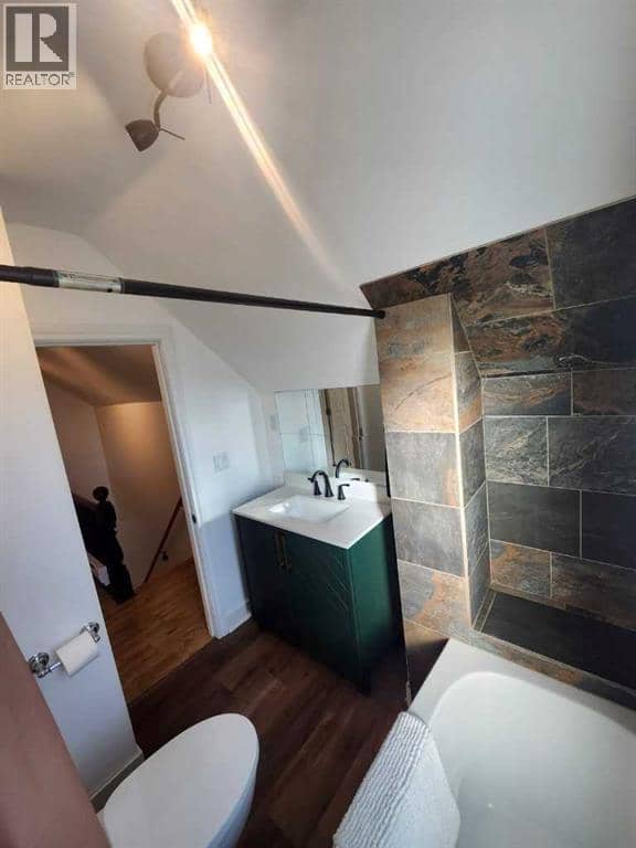 721 6 Street S — photo 23 of 26