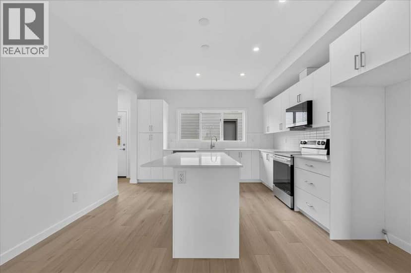 2085 Vantage Way SW — photo 11 of 33