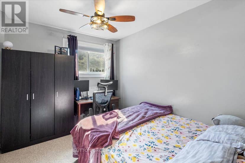 73 Gablewood Crescent — photo 18 of 32