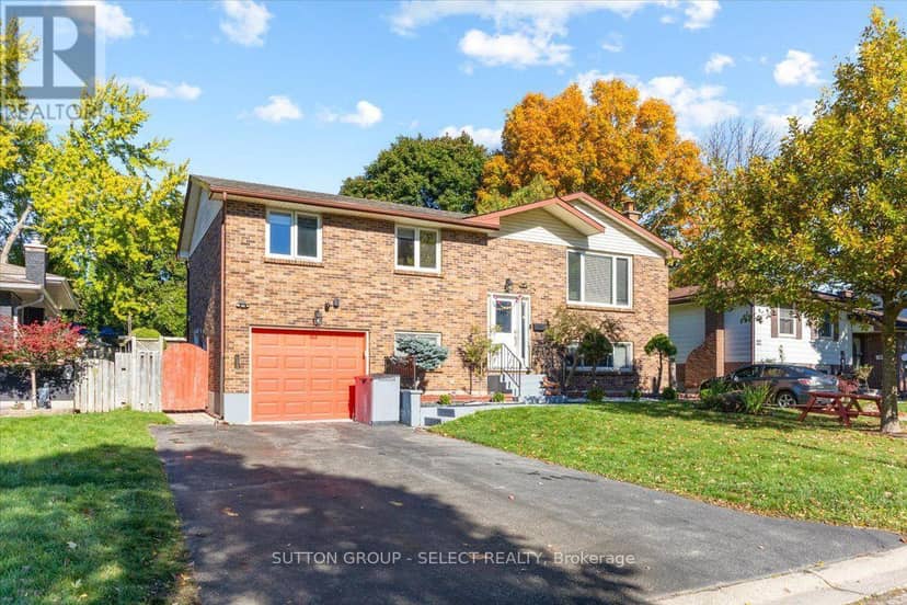 73 Gablewood Crescent, London North, photo 2