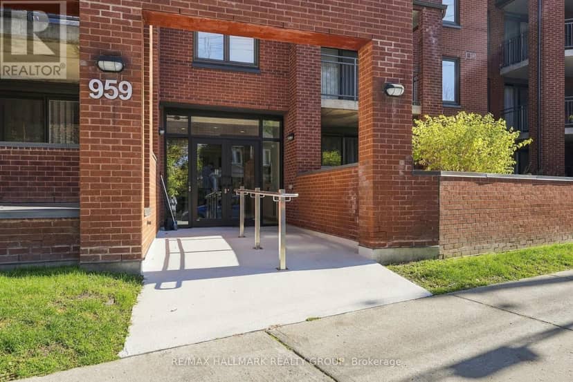 401 - 959 North River Road, Ottawa, photo 3